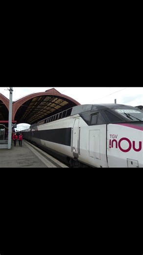 Dernier train d'un conducteur TGV de Strasbourg #train#railway#tgv#derniertrain#sifflet#strasbourg