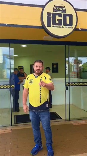 🤩A gente conhece cada rua, cada bairro, cada ponto da cidade. Não somos apenas um app de mobilidade: somos parte da rotina das pessoas 🚗✨ 🤳Quando você escolhe o iGO, você fortalece o desenvolvimento local e movimenta a economia dentro da sua região. Chame seu motorista e vá seguro com iGO! 😉 #baixeoapp #economia #igomobilidadeurbana #appmotorista #agilidade #segurança #clienteigo | IGO - Mobilidade Urbana
