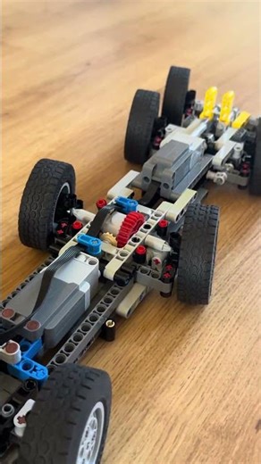 LEGO Liebherr LTM 1750-9.1 - Steering system