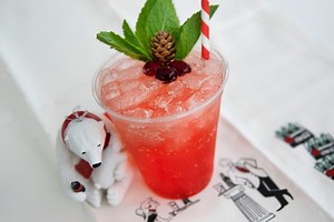 The Coca-Cola Store in Disney Springs Offering Seasonal Drinks | Chip and Company