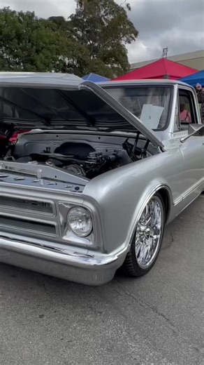 1967 Chevrolet C10 Pickup 383 Stroker Engine 😈😈 #restomod #classiccar #musclecar #hotrod #protouring #classicsdaily #streetrod #streetcar #customcar #musclecardaily #classiccars #customcars #musclecars #americanmuscle #hotrodsandmusclecars #classicmuscle #musclecarsonly #musclecarzone #1967chevolet #chevytrucks #67chevy #chevyc10 | Best Muscle Cars