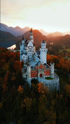 Neuschwanstein Castle, Germany 🇩🇪 | The Real Fairytale Castle #travel #europe #shorts #viral