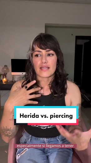 Herida vs piercing, ¡¿por qué es taaaan tardado 😫?! Platiquemos de las etapas de cicatrización para comprenderlo un poco mejor. En el canal tengo un video donde profundizo en el tema por si quieren ir a verlo 💗 ¿Les fue de utilidad? ¿Les es más fácil comprender el porqué tarda mucho más que una herida? ¿Cómo van en su proceso de cicatrización? ¡Cuéntenme!