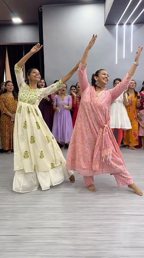 Team Naach | Haan and only Haan for the love towards this song! PUNE THANK YOU FOR THE LOVE!❤️ Haan ke Haan in your cities! 💌LUCKNOW - 6th October... | Instagram