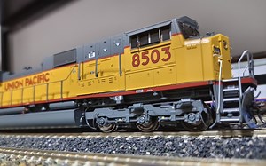 【轴头可转】Athearn SD90MAC-H P1 UP8503简单赏析