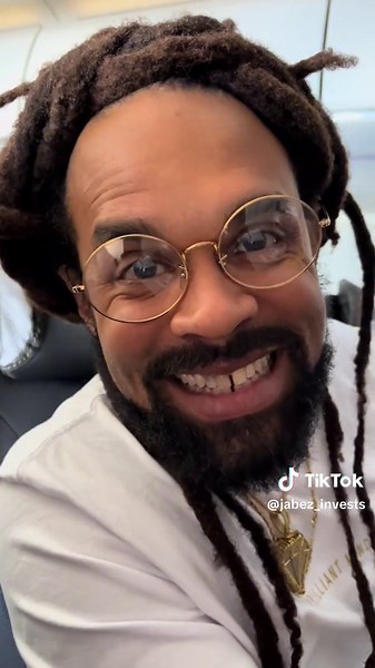 How to Get Affordable First Class Plane Tickets