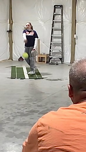 There’s something really frustrating/scary (and honestly totally avoidable) that can happen to a LOT of high school pitchers at this time as the head towards the end of their seasons and into post season play Especially if you are: The ace pitcher or considered to be the “only” pitcher on the team Whereas you started the season super strong, pitches jumping, breaking, spinning, throwing hard, now all of a sudden that all seems to be going away Your pitches aren’t breaking like they used to You’r