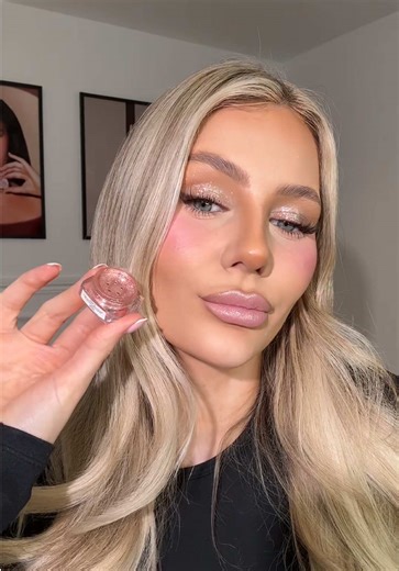 Easy Sparkly Eyeshadow Tutorial: Pink Sugar Look