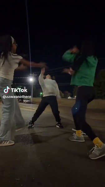 Hilarious Dance Moments That Will Make You Laugh