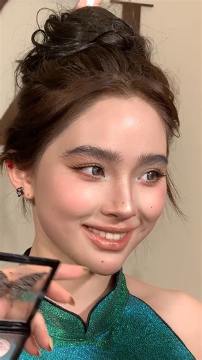 Mina Studio on Instagram: "A sculpted makeup look focusing on strong facial structure and depth. Matte, flawless skin with high coverage while maintaining a natural finish. Clean contour and blush placement enhance sharp yet balanced features. Defined eyes with bold lashes and precise liner create an editorial, high-fashion mood. Perfect for close-up shots, studio lighting, and premium beauty visuals."