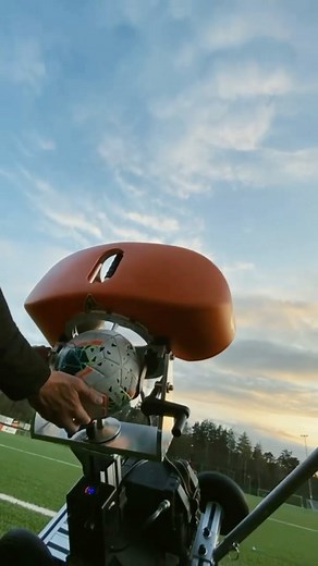 How’s your touch? 👀 @fpdacademy ##freestyle #touch #balllauncher | Ball Launcher