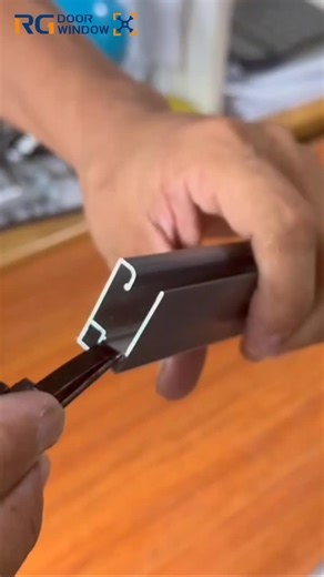 How simple it is to install！Aluminum screens snap together in minutes—no tools needed! #aluminum #doors #aluminumwindows #buildingmaterial #factory #DIYfriendly #BreezeNotBugs #CustomScreens