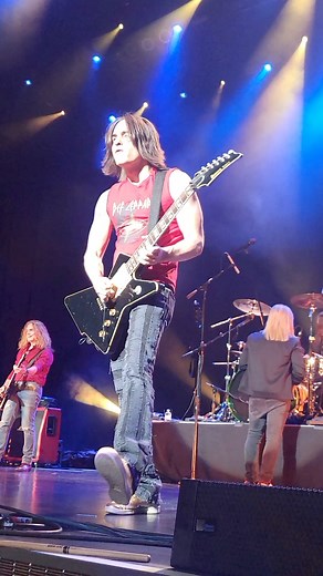 Def Leppard’s Another Hit And Run 🎸⚡️. That’s a lot of hair swinging behind me 😅. #defleppard #pyromania | Brandon Paul