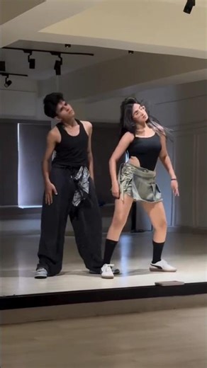 🔥 "Unstoppable Energy! Fast Dance Moves That'll Blow Your Mind 💃⚡"#shorts #viral
