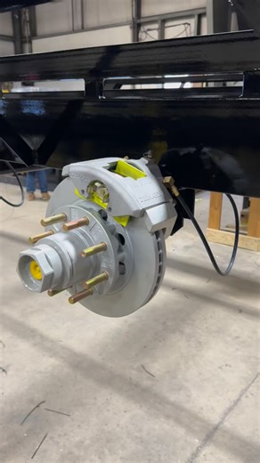 Big boats, big trailers, and big disc brakes!! @saxdoryachts @deemaxxcomponents #disc #discbrakes | Loadmaster Trailer