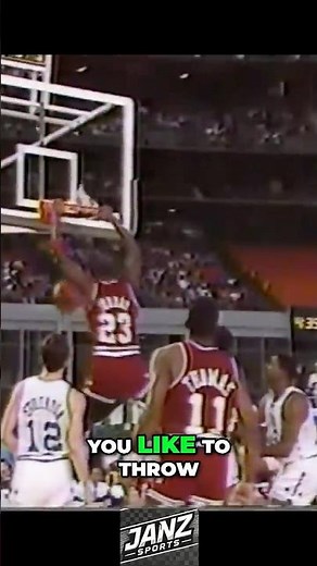 Bounce Pass Mastery: Perfecting Your Basketball Assist