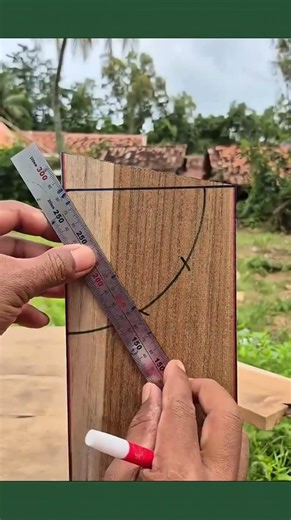Carpenter skill: making a precise 30° angle using simple tools #woodworking #carpentry #DIYprojects