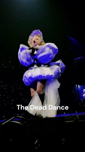 Lady Gaga Performs “The Dead Dance” Live in Toronto 🖤🇨🇦 #ladygaga