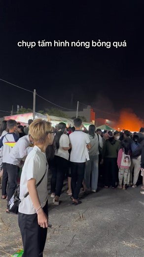 Những Khoảnh Khắc Rực Rỡ Ngày Mùng 1