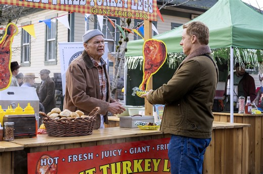 Resident Alien Creator Chris Sheridan Teases "Very Satisfying" Series Finale at SDCC 2025