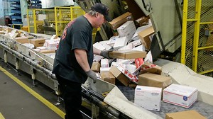 Suspicious packages: Here are the signs to look for