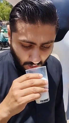 automatic cow milk machine #food #streetfood #cow #cowmilk