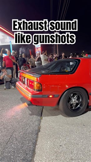 INSANE RX7 Exhaust😳#Mazda #CarMeet