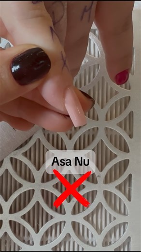 Apex greșit versus apex corect. O unghie instabilă versus una...