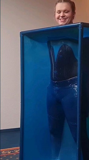 Mika stayed over 2 hours in this latex vacuum tower❤️