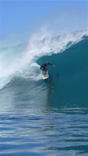 Clean Days at Teahupo'o Tahiti