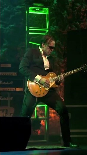 Joe Bonamassa Official - "Cradle Rock" - Beacon Theatre Live From New York