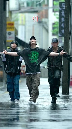 Bermuda Triangle Dance Challenge Choreography on TikTok