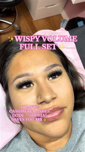 WISPY VOLUME ✨ created with @tdancelash cashmere lashes 🔗 in B I O to purchase 💖 code “SOPHIA” saves you money 🛍️ #lashextensions #lashes #lashtech #lashartist #lashtraining #learntolash #lashambassador #lashtips #lashproducts #volumelashes