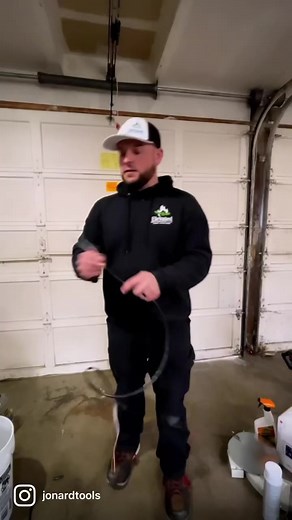 Getting the job done easier and faster… that’s the Jonard way! This tool is a game-changer for cable stripping. #JonardTools #tools #cablestripper #fiberoptics | Jonard Tools