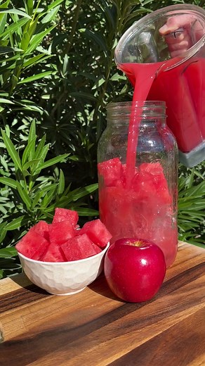 Juicing Without a Juicer: Rave® Apple and Watermelon Juice Recipe