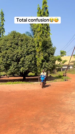 1.1M views · 16K reactions | I’m thinking maybe it’s a set up藍 #siva #reels | Siva Official | Facebook