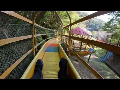 福井県にあるビッグスライダーをすべってみる（イエローコース）【きのこの森】【福井県大飯郡おおい町】