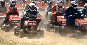 A veteran lawnmower racer on what it takes to zip at 60 miles per hour