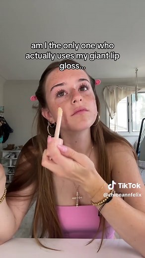 Am I??? 🏝️ #elfhaloglow #elfprimer #primer #giantlipgloss #elfhaloglowlipgloss #makeup #makeupchallenge #makeuphacks @e.l.f. Cosmetics @elfcosmetics