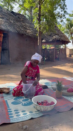 African Mum Preparing Fresh Fruit Salad 🍓🍍🍉 #shorts #shortsfeed #fypシ