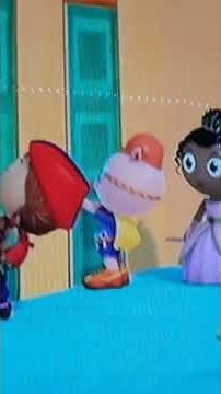 Super Why Wonder Red and Alpha Pig tried opening the door but they failed to open the door oh no!😆