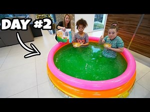 LAST TO LEAVE SLIME POOL WINS $10,000 Robux Challenge!! - Videos For Kids