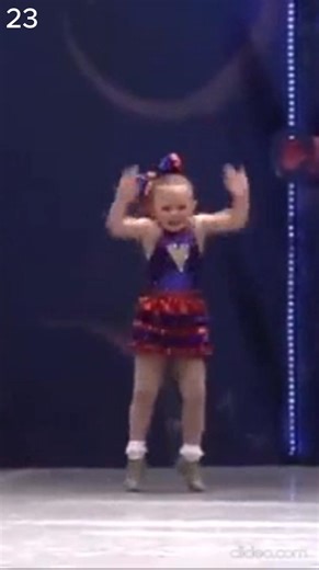 She’s Only 4—But Her Dance Earned a Standing Ovation Watch the full video in the comments👇 | Suggested for you