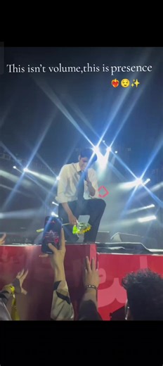 Havi's Captivating Stage Presence Unveiled