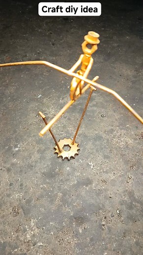 Craft diy idea #recycledmaterials #diyideas #crafts | Ernie Carlos