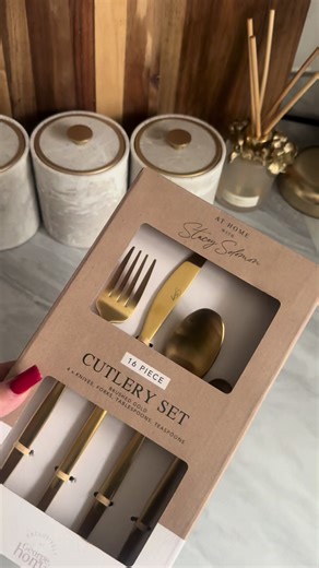 Stylish Cutlery Set for a Perfect Kitchen Match