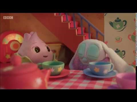 Moon and Me Dibillo Visits the bridge