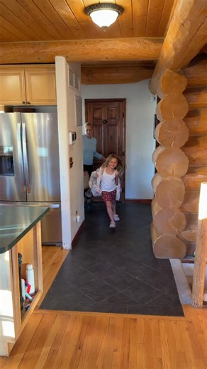 Ania Morton - Parenting, Lifestyle, Health & Wellness, Travel on Instagram: "#ad As a busy mom, I often found myself feeling exhausted and foggy, struggling to keep up with the demands of daily life. I knew that to be the best mom I could be for my kids, I needed to feel like the best version of myself first. That’s when I turned to @Hone.Health. #HoneHealthPartner After consulting with their skilled physicians, I began a journey that transformed my health. With personalized care and a focus on 