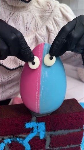 Humpty Dumpty Gender Reveal Cake 🥚🎉 #shorts