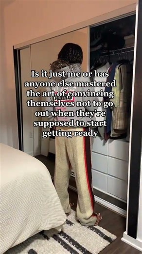 One look at my bed its all over #Shorts #chelseaj0rdan